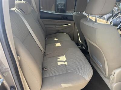 2012 Toyota Tacoma PreRunner V6 - Photo 11 - Nocona, TX 76255
