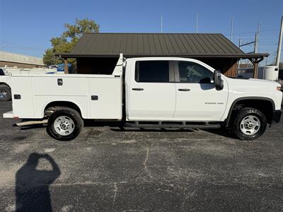2021 Chevrolet Silverado 2500 Work Truck - Photo 2 - Nocona, TX 76255