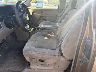 2001 Chevrolet Silverado 2500 LS 4WD   - Photo 12 - Nocona, TX 76255