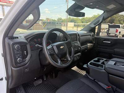 2024 Chevrolet Silverado 2500 Custom 4WD   - Photo 13 - Nocona, TX 76255