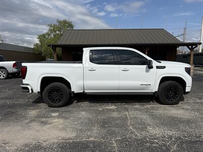 2022 GMC Sierra 1500 AT4X - Photo 2 - Nocona, TX 76255