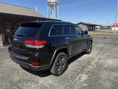 2022 Jeep Grand Cherokee WK Limited   - Photo 3 - Nocona, TX 76255