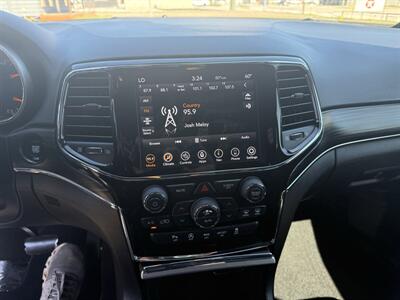 2022 Jeep Grand Cherokee WK Limited   - Photo 16 - Nocona, TX 76255