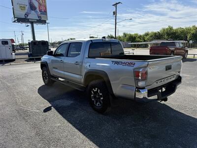 2022 Toyota Tacoma TRD Pro   - Photo 5 - Nocona, TX 76255
