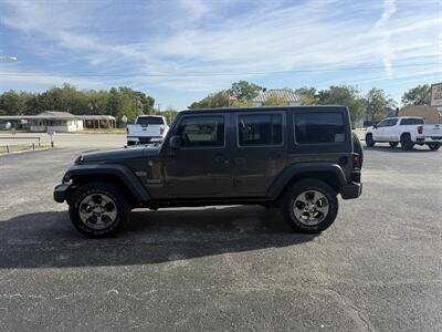 2016 Jeep Wrangler Unlimited 4WD   - Photo 6 - Nocona, TX 76255