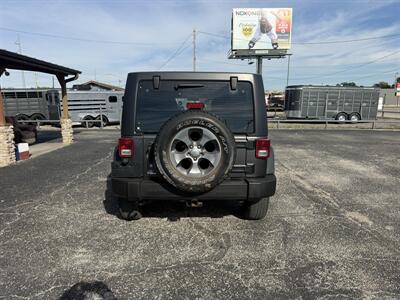 2016 Jeep Wrangler Unlimited 4WD   - Photo 4 - Nocona, TX 76255
