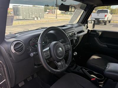 2016 Jeep Wrangler Unlimited 4WD   - Photo 11 - Nocona, TX 76255