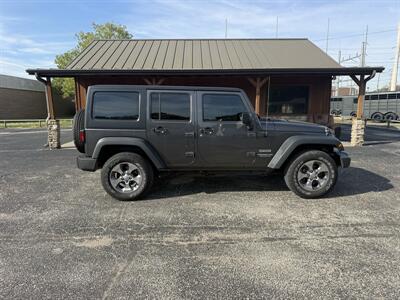 2016 Jeep Wrangler Unlimited 4WD   - Photo 2 - Nocona, TX 76255