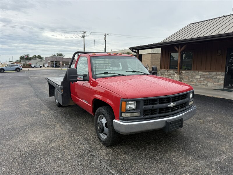 1997 Chevrolet 3500   - Photo 1 - Nocona, TX 76255