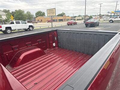 2022 Chevrolet Silverado 1500 Custom Limited   - Photo 18 - Nocona, TX 76255