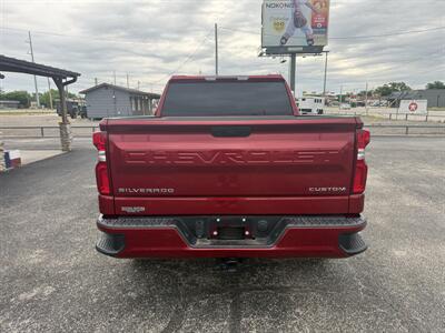2022 Chevrolet Silverado 1500 Custom Limited   - Photo 4 - Nocona, TX 76255