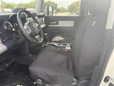 2012 Toyota FJ Cruiser   - Photo 9 - Nocona, TX 76255