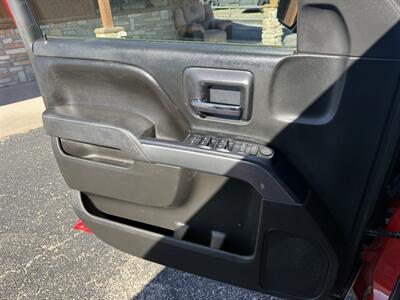 2015 Chevrolet Silverado 1500 LT - Photo 16 - Nocona, TX 76255