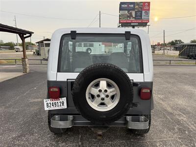 1989 Jeep Wrangler Laredo 2dr Laredo   - Photo 4 - Nocona, TX 76255