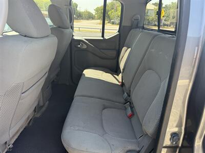 2016 Nissan Frontier SV 4WD - Photo 11 - Nocona, TX 76255