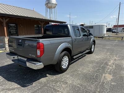 2016 Nissan Frontier SV 4WD - Photo 3 - Nocona, TX 76255