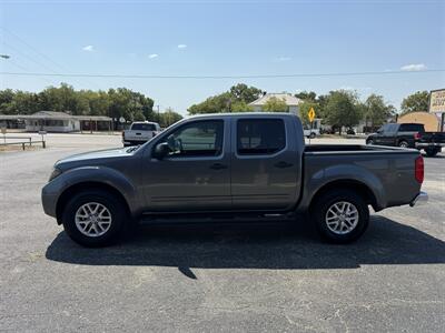 2016 Nissan Frontier SV 4WD - Photo 6 - Nocona, TX 76255