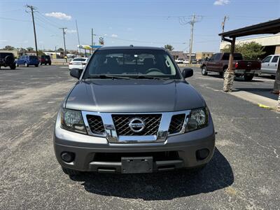 2016 Nissan Frontier SV 4WD - Photo 8 - Nocona, TX 76255