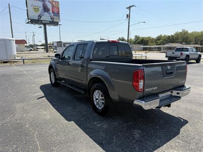 2016 Nissan Frontier SV 4WD - Photo 5 - Nocona, TX 76255