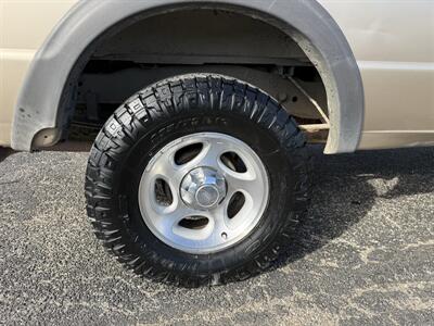 2000 Ford Ranger XLT 2dr XLT - Photo 18 - Nocona, TX 76255