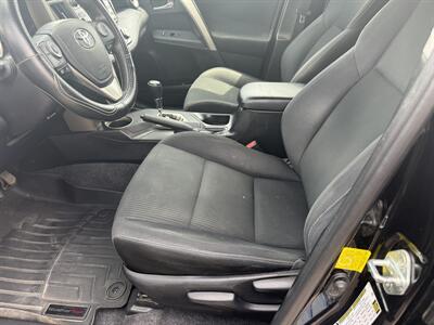 2015 Toyota RAV4 XLE   - Photo 9 - Nocona, TX 76255
