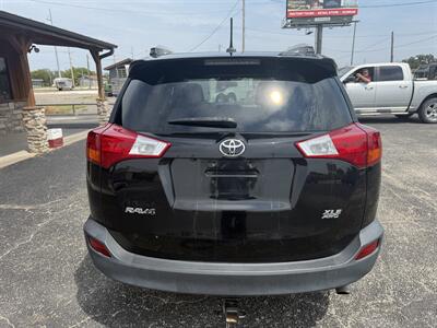 2015 Toyota RAV4 XLE   - Photo 4 - Nocona, TX 76255
