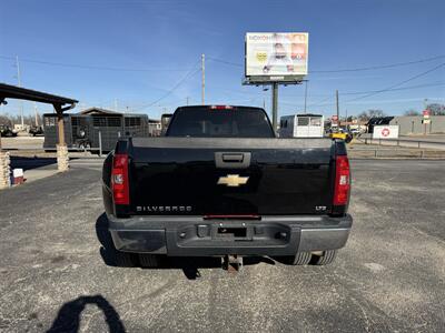 2008 Chevrolet Silverado 3500 LTZ   - Photo 4 - Nocona, TX 76255
