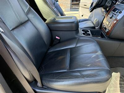 2008 Chevrolet Silverado 3500 LTZ   - Photo 10 - Nocona, TX 76255