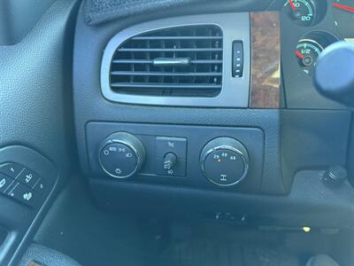 2008 Chevrolet Silverado 3500 LTZ   - Photo 18 - Nocona, TX 76255