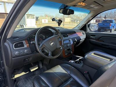 2008 Chevrolet Silverado 3500 LTZ   - Photo 13 - Nocona, TX 76255