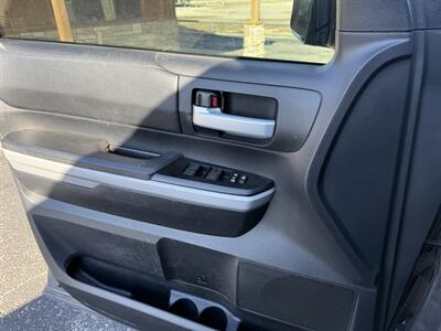 2019 Toyota Tundra SR5 - Photo 18 - Nocona, TX 76255