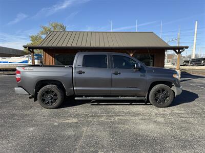 2019 Toyota Tundra SR5 - Photo 2 - Nocona, TX 76255
