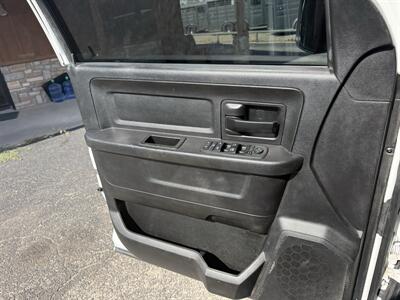 2017 RAM 2500 Tradesman 4WD   - Photo 15 - Nocona, TX 76255