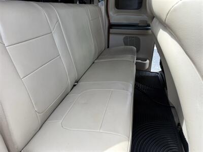 2005 Ford F-350 Lariat 4WD - Photo 11 - Nocona, TX 76255