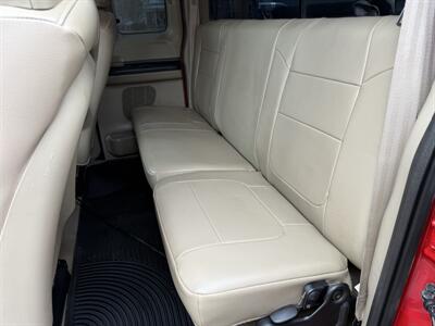 2005 Ford F-350 Lariat 4WD - Photo 12 - Nocona, TX 76255