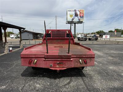 2005 Ford F-350 Lariat 4WD - Photo 4 - Nocona, TX 76255