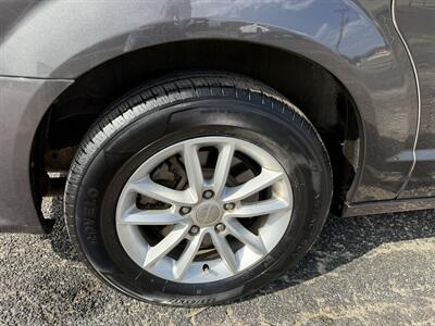 2016 Dodge Grand Caravan SXT - Photo 17 - Nocona, TX 76255