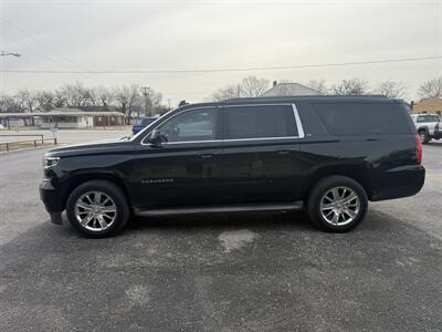 2015 Chevrolet Suburban LT   - Photo 6 - Nocona, TX 76255