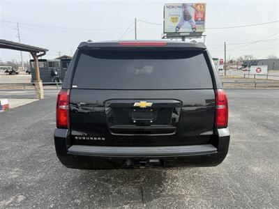 2015 Chevrolet Suburban LT   - Photo 4 - Nocona, TX 76255