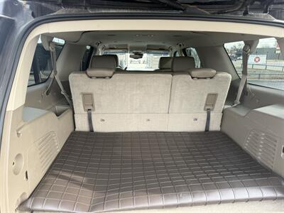 2015 Chevrolet Suburban LT   - Photo 12 - Nocona, TX 76255