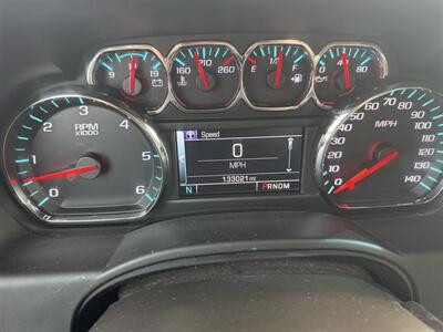 2015 Chevrolet Suburban LT   - Photo 16 - Nocona, TX 76255