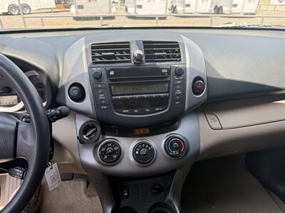 2008 Toyota RAV4   - Photo 16 - Nocona, TX 76255