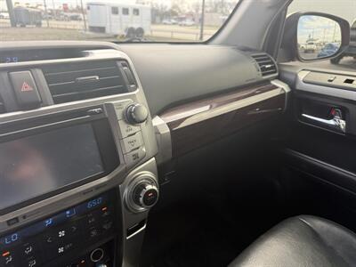 2019 Toyota 4Runner Limited 4WD   - Photo 15 - Nocona, TX 76255