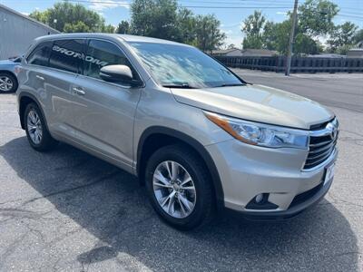 2015 Toyota Highlander LE   - Photo 9 - Billings, MT 59102