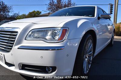 2011 Chrysler 300C   - Photo 8 - Downers Grove, IL 60515