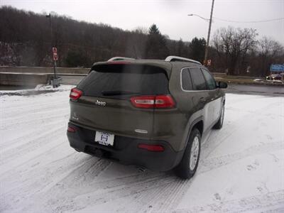 2014 Jeep Cherokee Latitude  4x4 - Photo 11 - Tamaqua, PA 18252