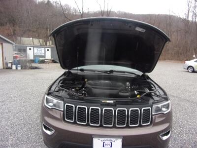 2017 Jeep Grand Cherokee Laredo E  4x4 - Photo 19 - Tamaqua, PA 18252