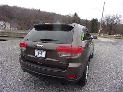 2017 Jeep Grand Cherokee Laredo E  4x4 - Photo 9 - Tamaqua, PA 18252