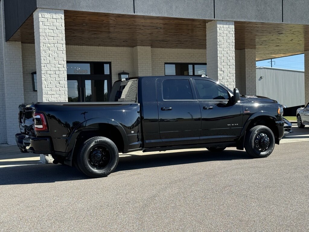 2023 RAM 3500 Limited   - Photo 15 - Martin, TN 38237