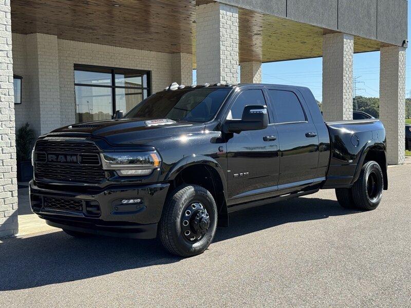 2023 RAM 3500 Limited   - Photo 3 - Martin, TN 38237